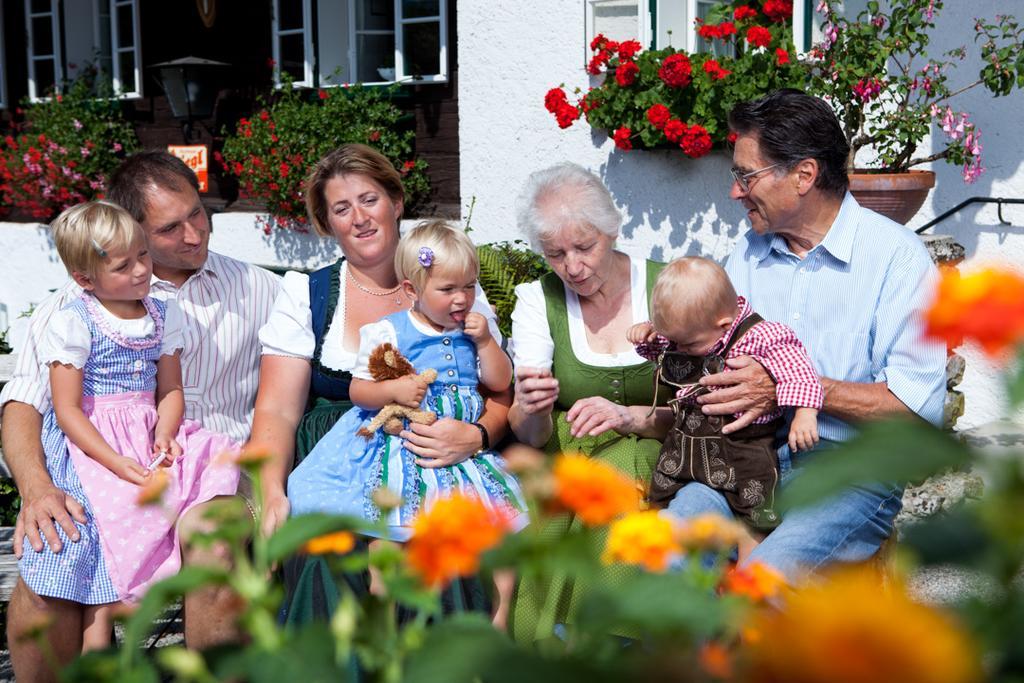 Hupfmuehle Pension Sankt Wolfgang im Salzkammergut ภายนอก รูปภาพ